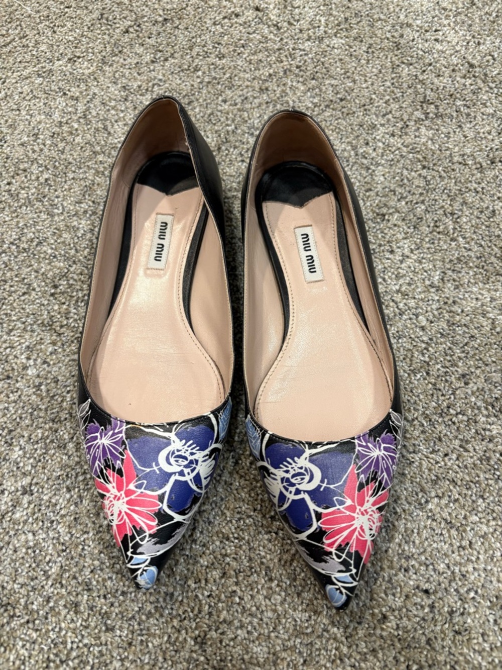 Miu Miu floral pointed toe flats size 39 1/2